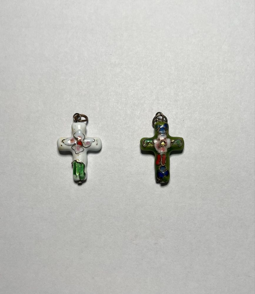 Cruciulite cruci din portelan pictate manual medalion pandantiv