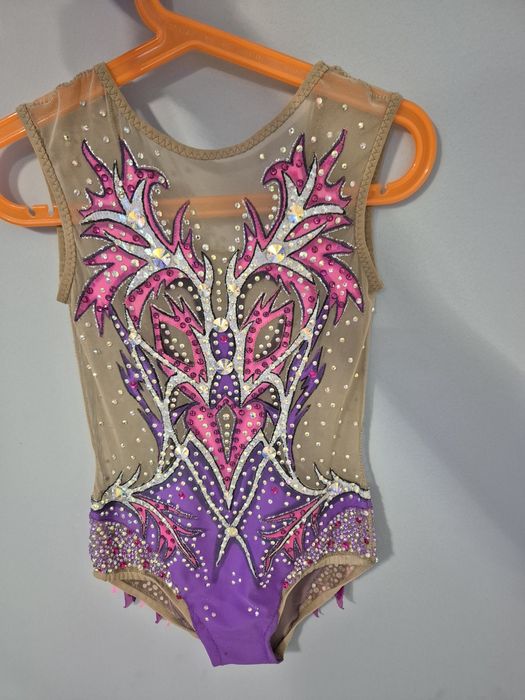 Трико за художествена гимнастика 8-9г.