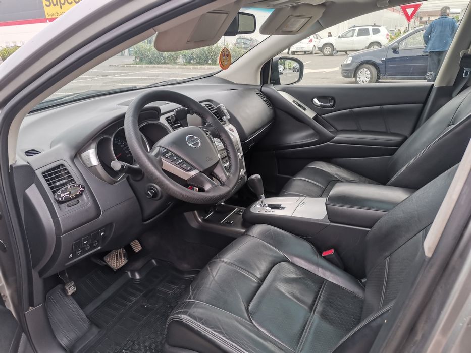 Vând Nissan Murano