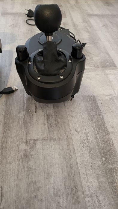 Volan gaming PlayStation 5,4 3 și PC