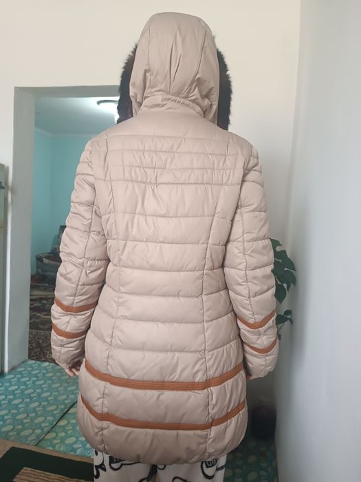 Куртка Б/У в отличном состоянии