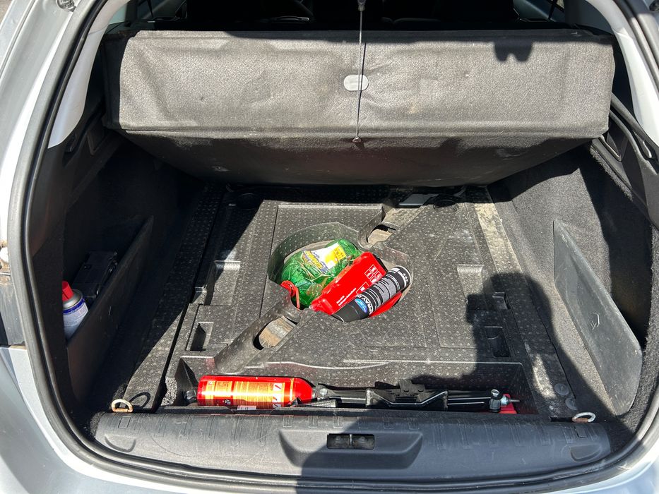 Vand/Schimb Peugeot 308 | 1.6 Blue HDI | 120 cp | Proprietar VARIANTE