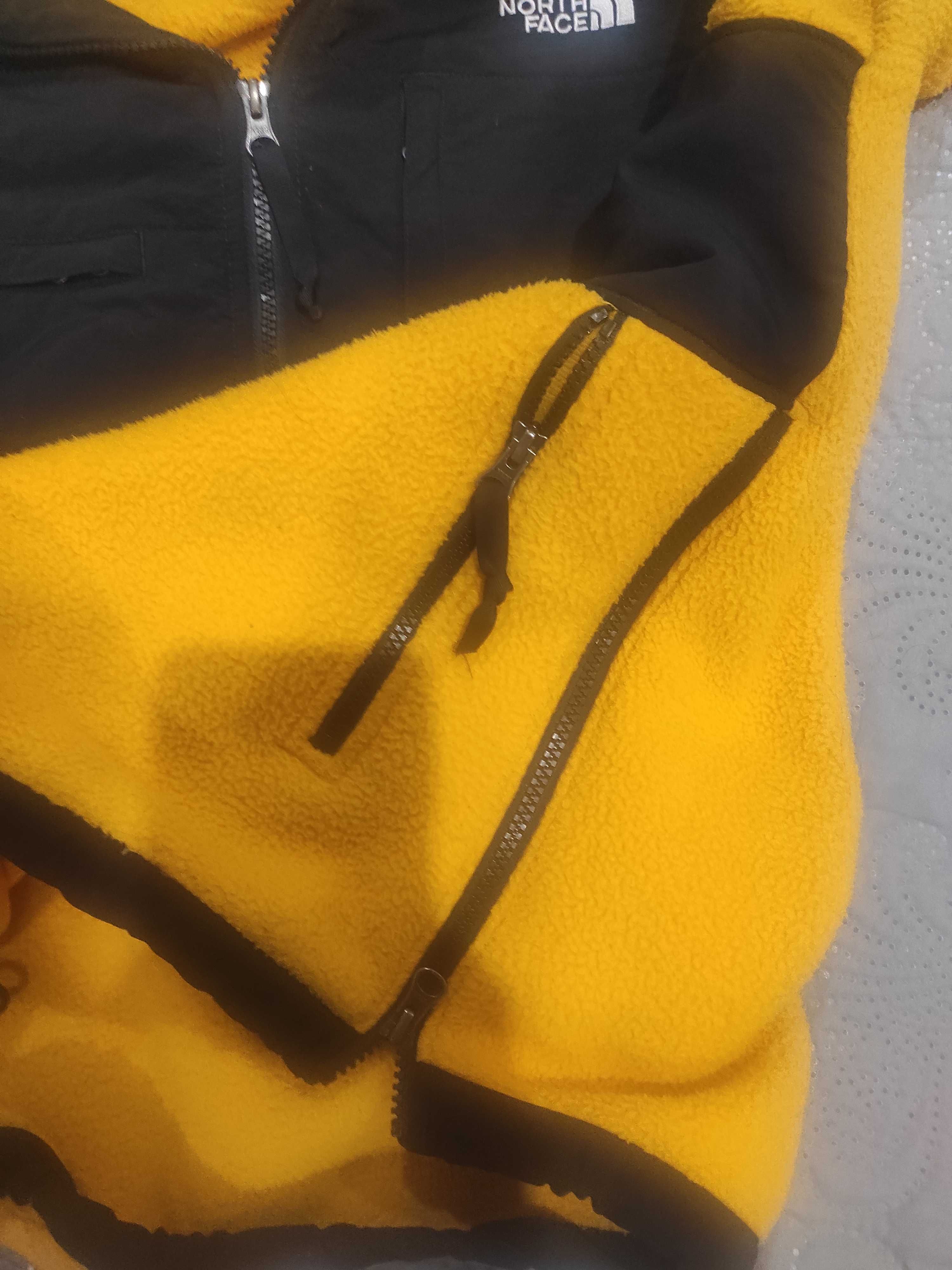 The North Face Retro Denail поларено яке