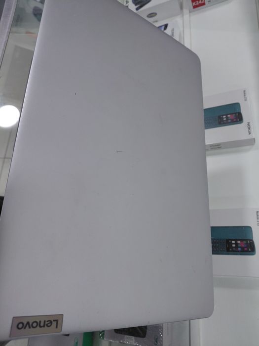 Lenovo ideapad 4/256ssd