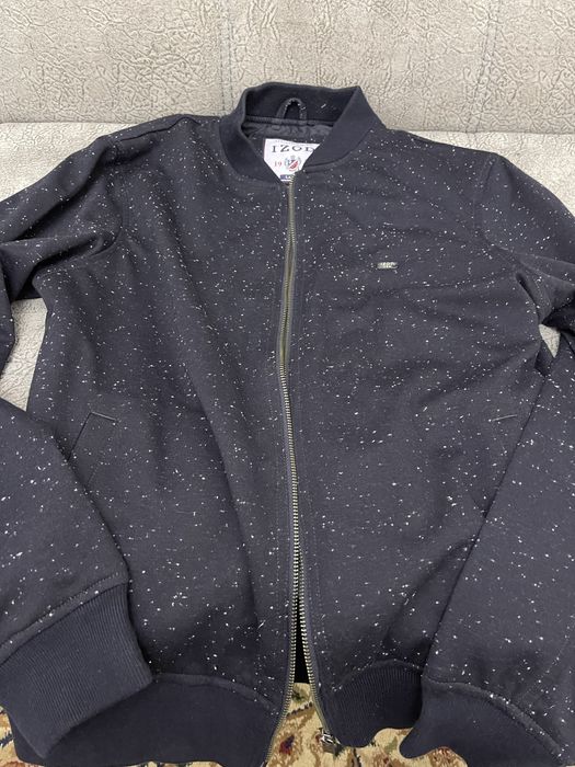 Продается фирменные одежды