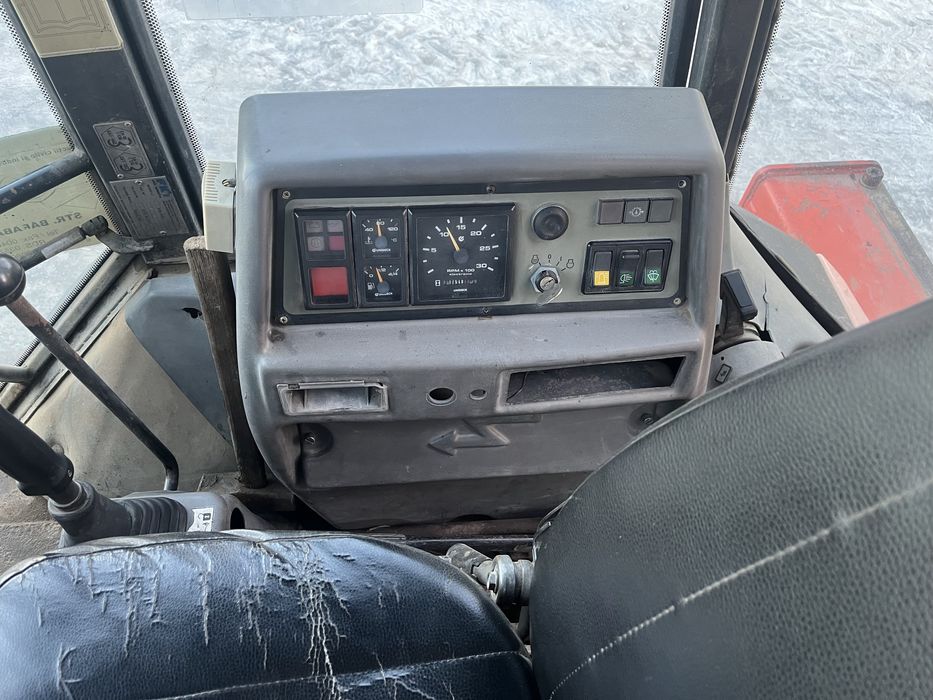 Buldoexcavator komatsu wb97R