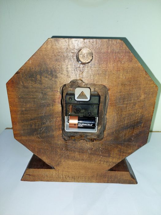 Superb ceas vechi din lemn masiv Junghans