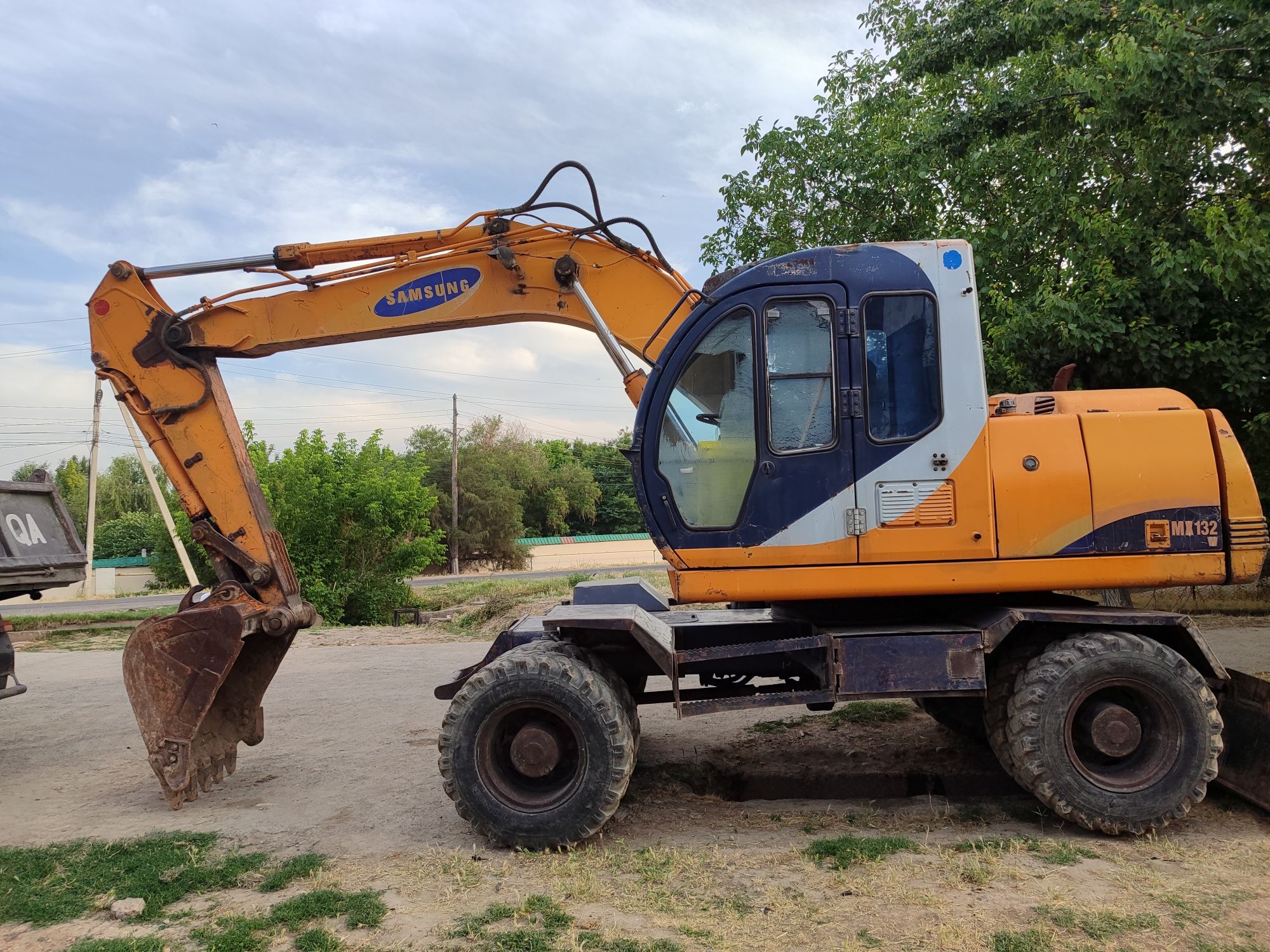 Samsung MX132W ekskavator
