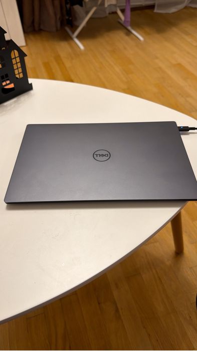 SUNATI Laptop DELL XPS 13 9350 Echiparea de TOP