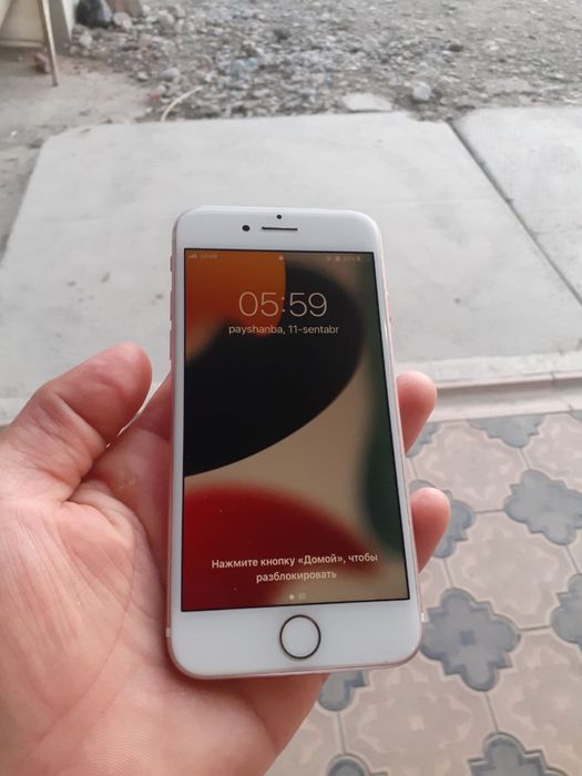 Iphone 7    32. Gb
