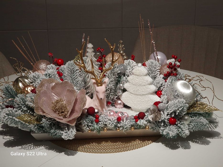 Aranjamente de Crăciun realizate manual