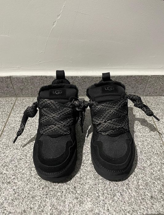 UGG lowmel negri [marimi: 37, 38, 39]