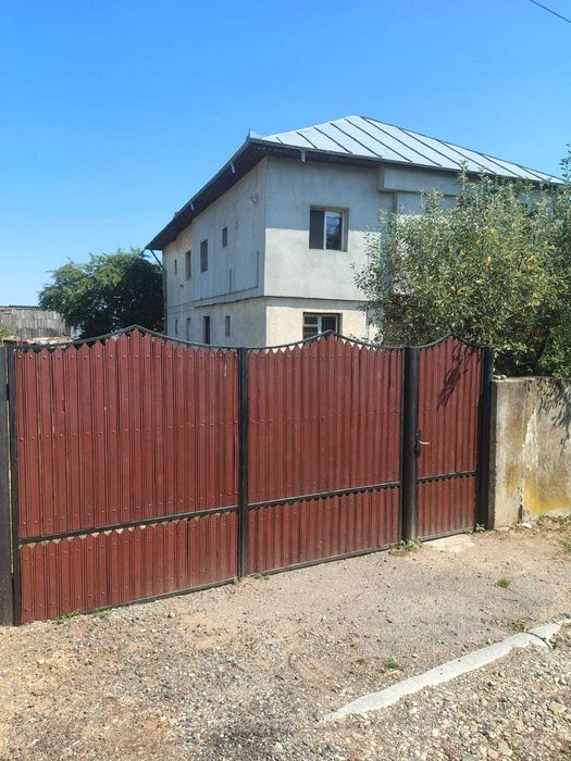 Vand bloc si teren pentru dezvoltatori imobiliari