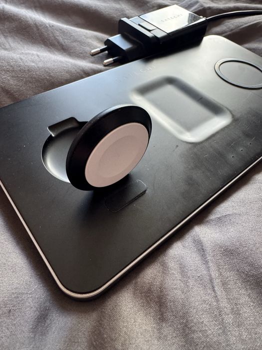 Зарядна станция Satechi