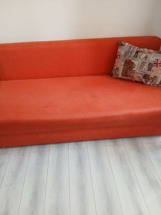 Продам диван и кухонную гарнитуру