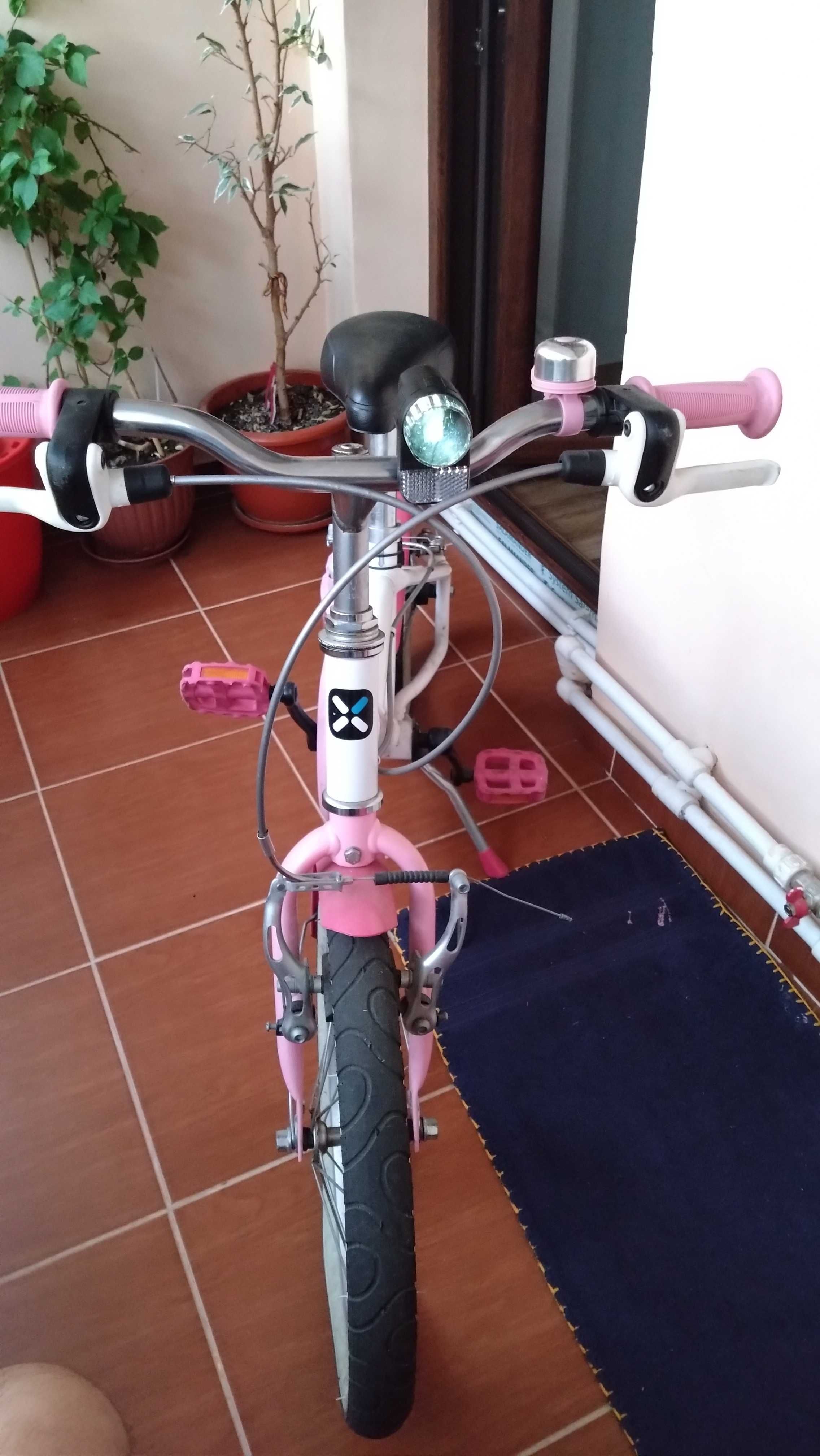 Bicicleta B-twin Doctor girl 500