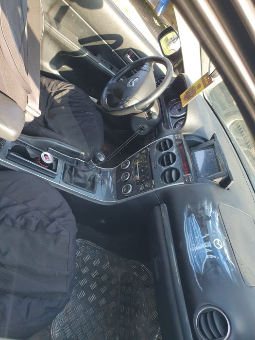 Dezmembrez mazda 6 2.0d