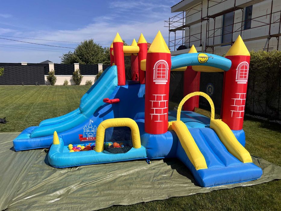 tobogan castel conflabil