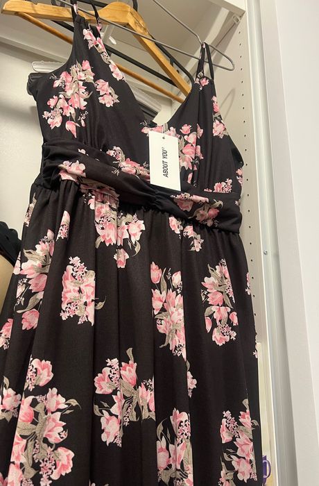 Rochie About You size 40 noua cu eticheta floral