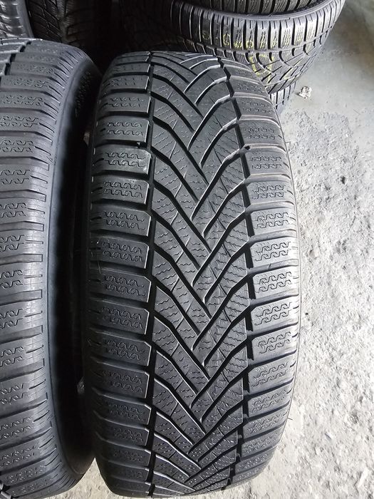 2 anvelope iarna 205 60 16 Falken 2024