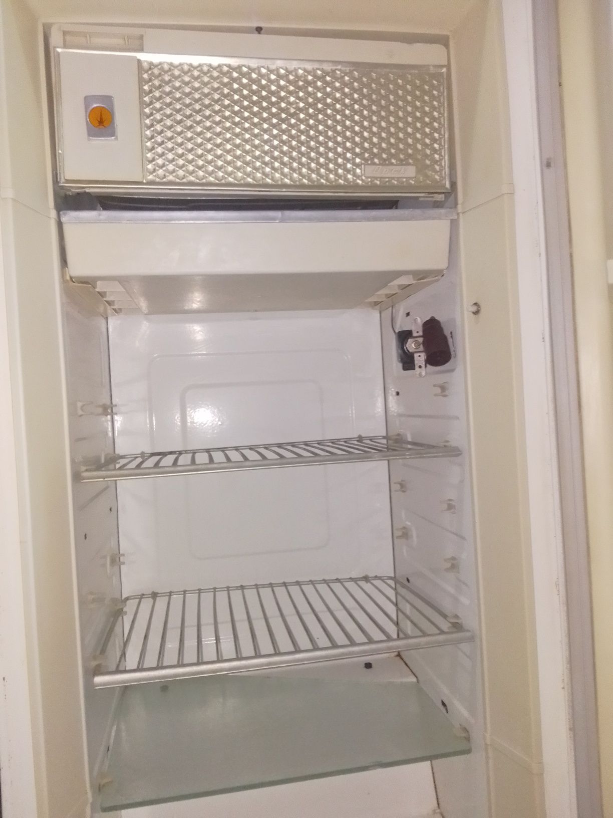Продается холодильник Орск 3.