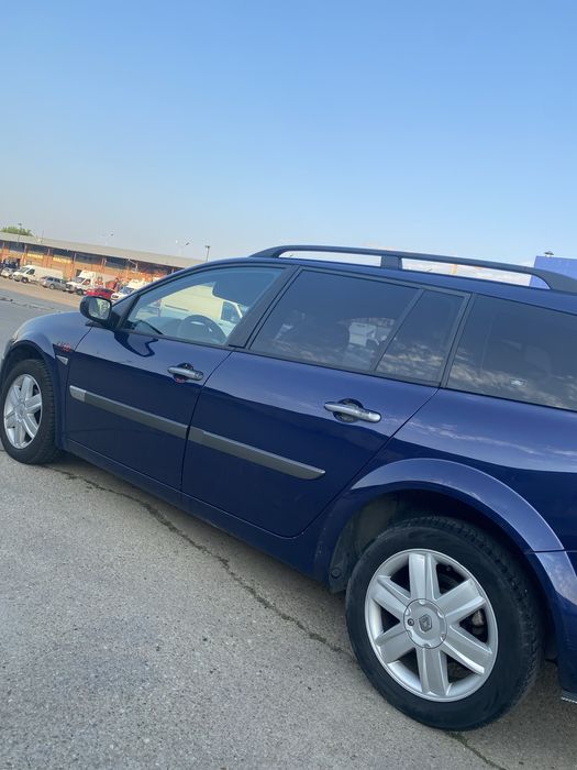 Vând Renault Megane II