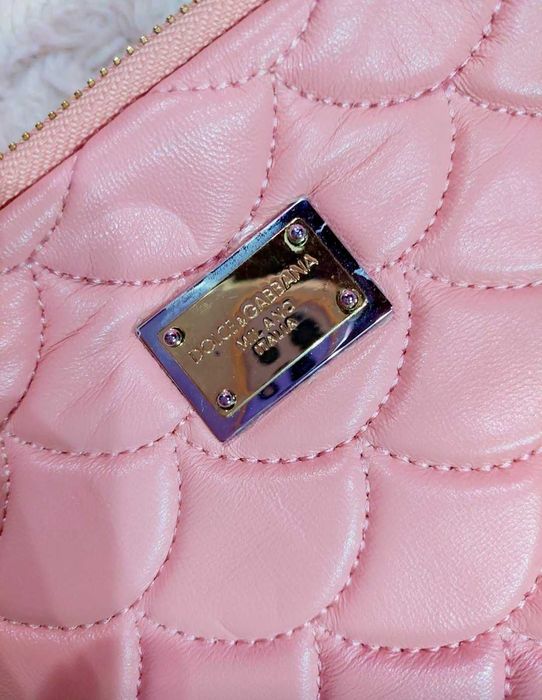 Розова, кожена чанта