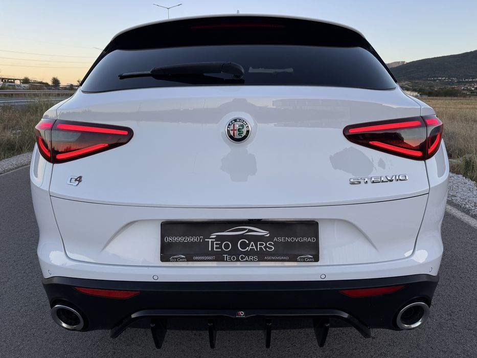 Alfa Romeo Stelvio 2.2D Q4 / FULL / Koja / Distronic / 4X4
