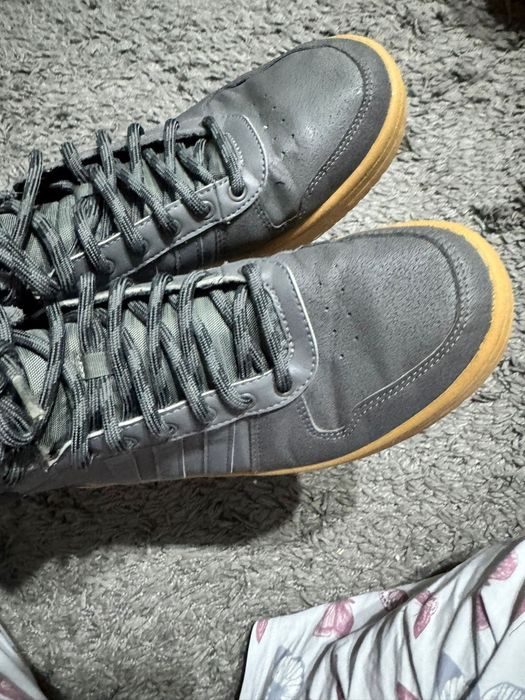 Adidași tip gheata Adidas marimea 44 2/3