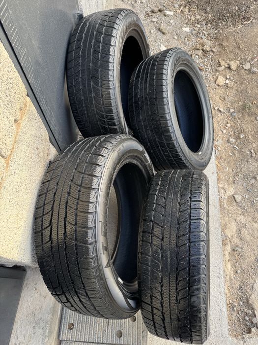 Шины зимние Triangle R17 215/55