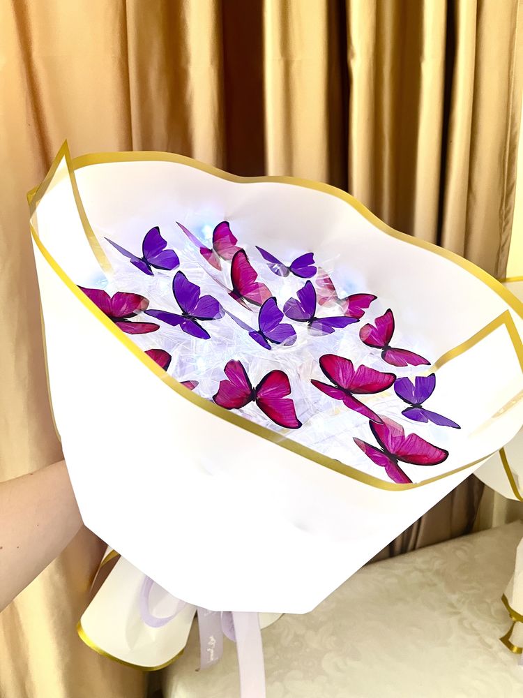 Букет из бабочек светяшиеся / подарок девушке 15 апреля Астана