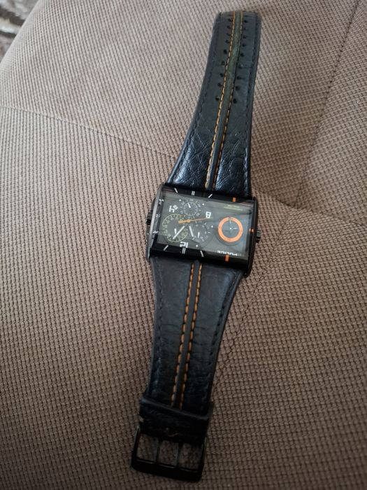 Police  часовник.