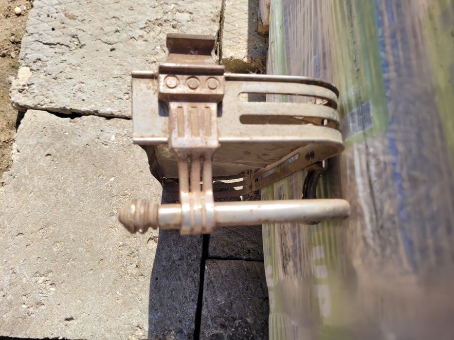 Vind protectie semineu veche antica