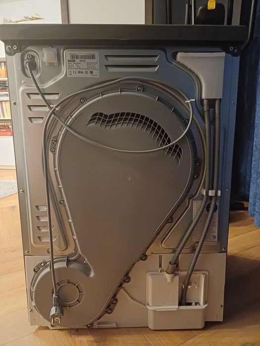 Uscator de rufe cu pompă de căldură