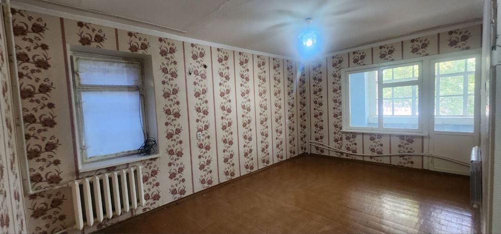 1 xona 2 xona qilingan kvartira sotiladi