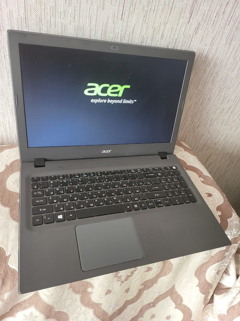 Продам ноутбук acer core i3