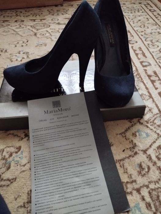 Продам женские туфли