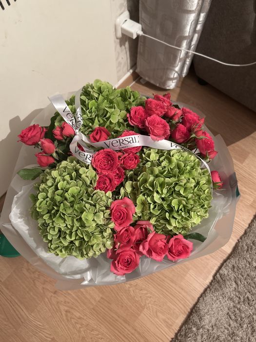 Продам цветы не дорого отдам за 15000