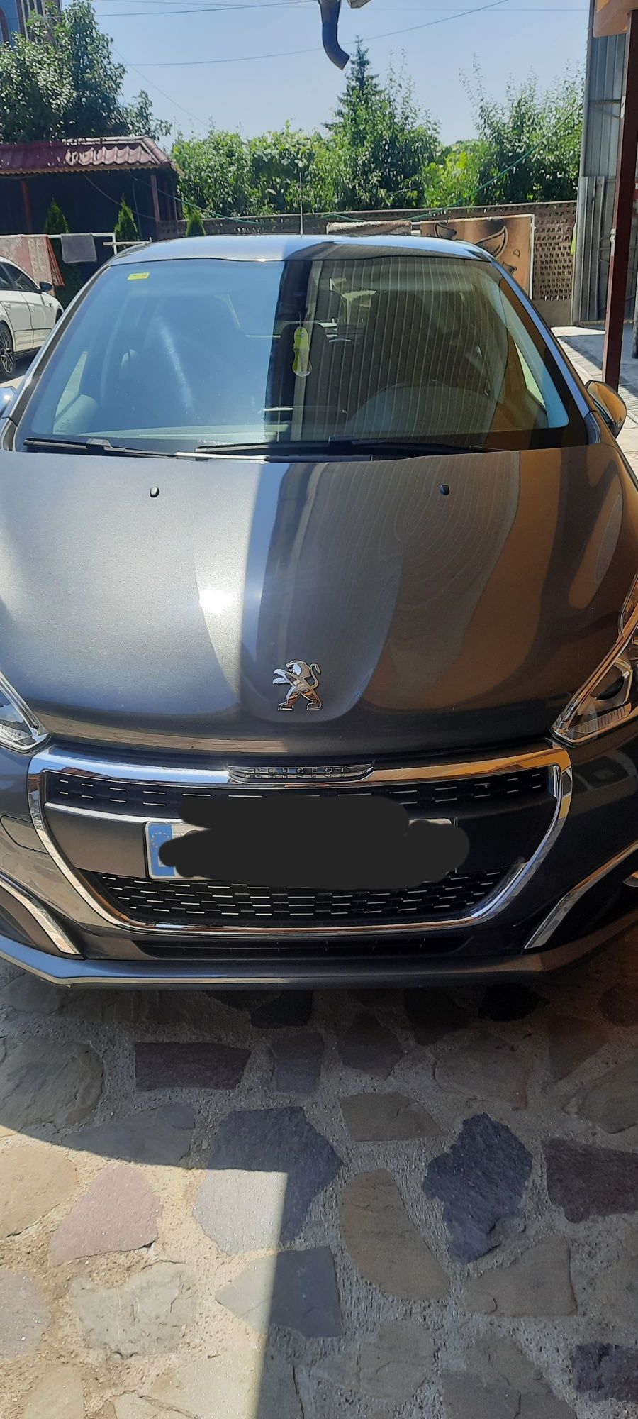 Se vinde Peugeot 208. 2017..1.2l.
