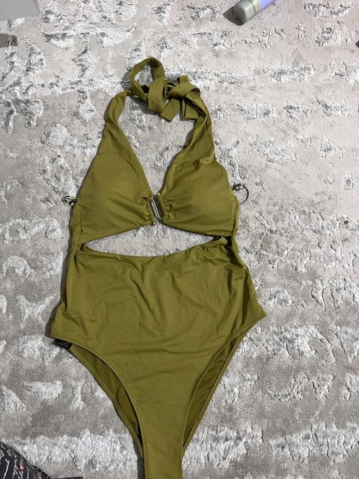 Продам купальник женский