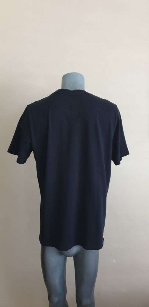 Under Armour Mens Size  L НОВО! ОРИГИНАЛ! Мъжка Тениска !