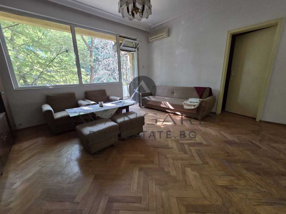 Продава се Тристаен апартамент в Пловдив, Кючук Париж - 80 кв.м за 1425 €/кв.м - Снимка #1