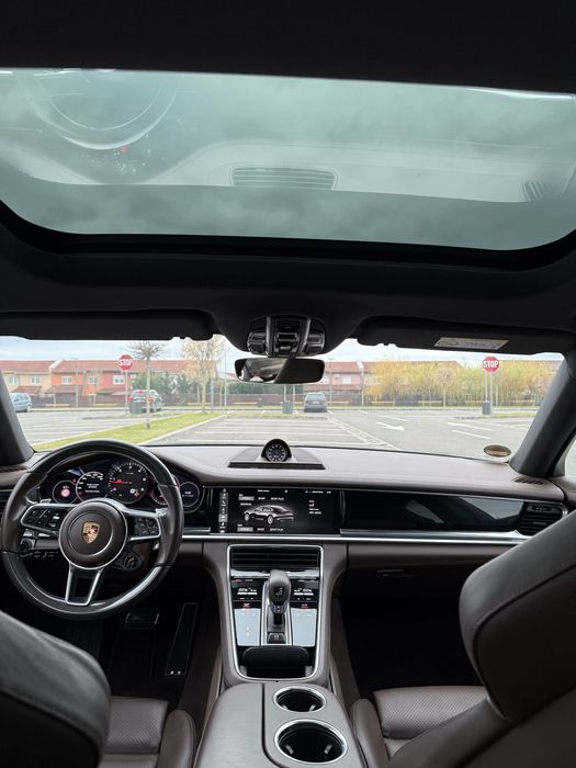 Porsche Panamera 4S