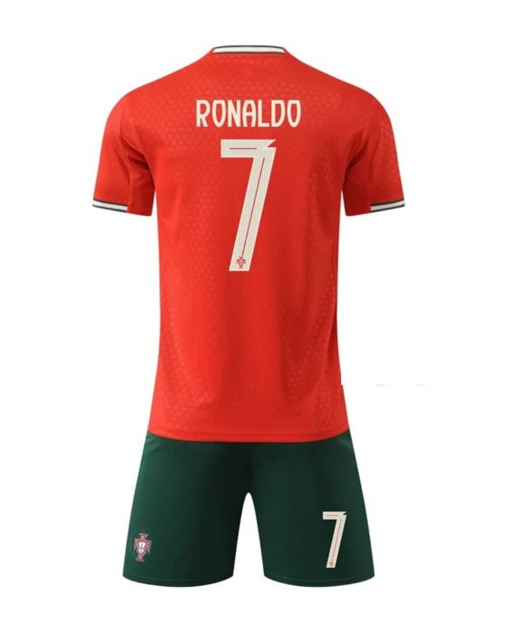 Екип Роналдо Черен 2025 Ал Насър Новия Тениска Шорти Ronaldo 7 cr7