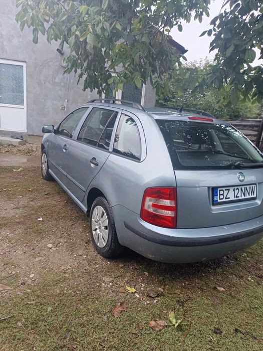 Skoda Fabia Break Gri