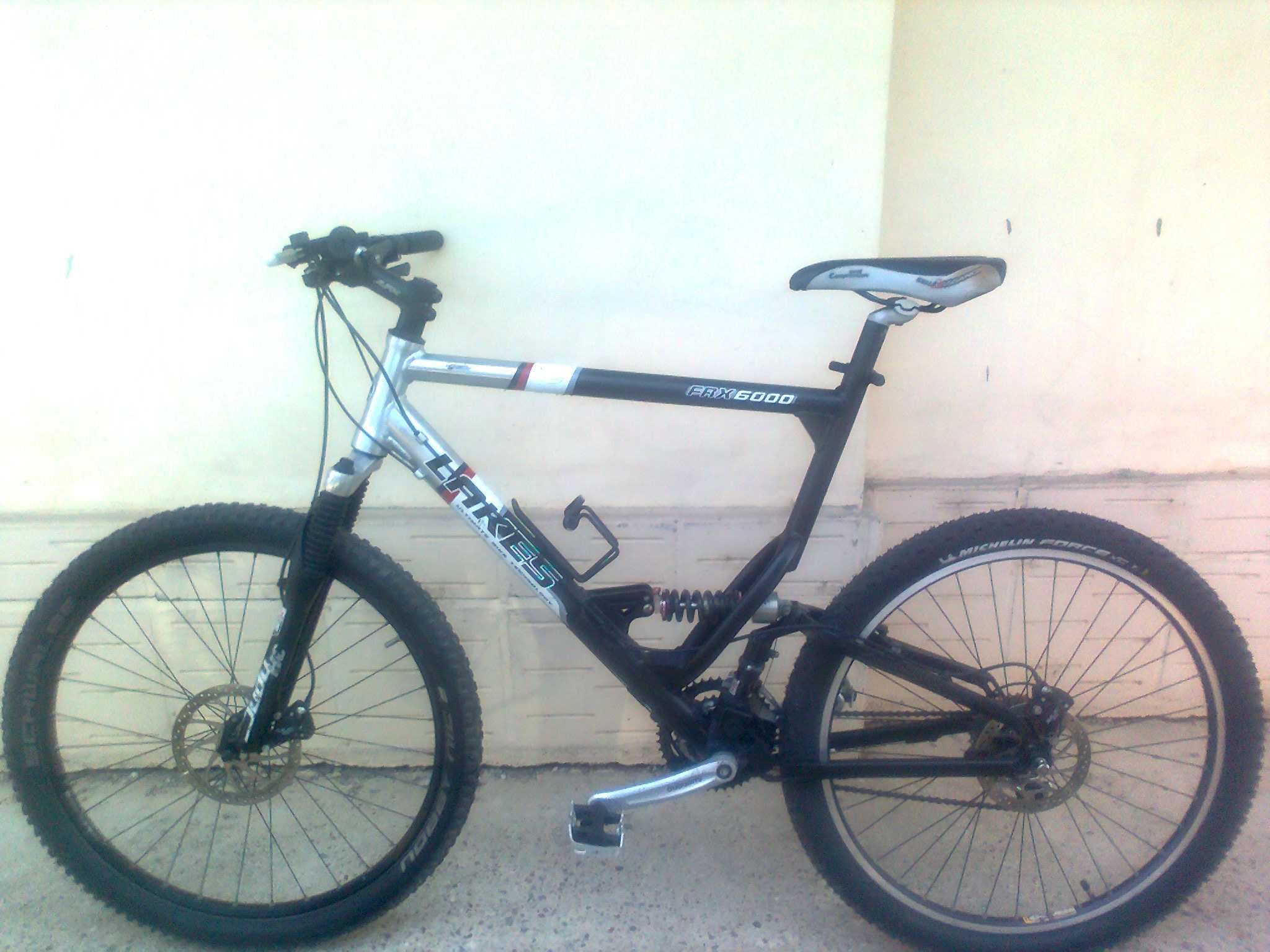 Хидравлична мекица Lakes PRX 6000