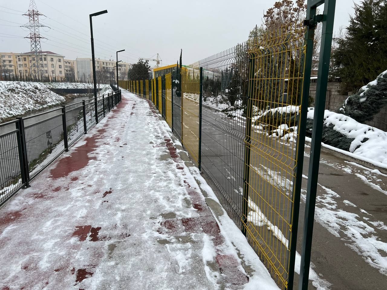 Еврозабор , калитка , ограждение, ворота. Yevrozabor, kalitka, vorota