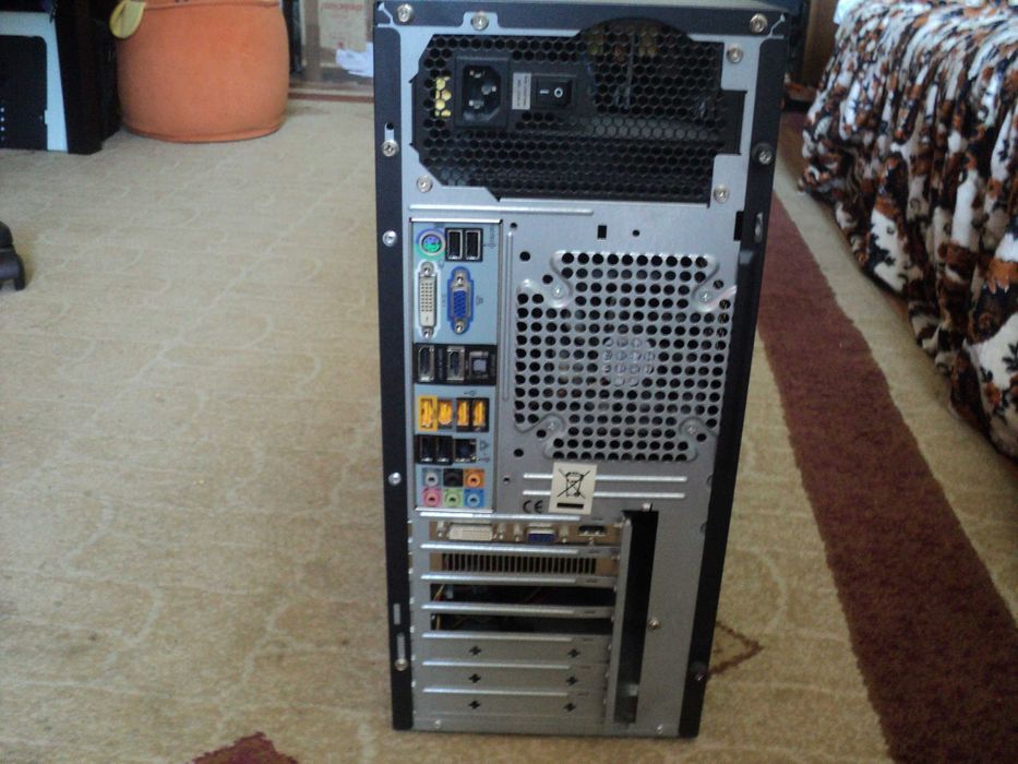 unitati PC cu Win 7 ,si i5 cu Win 10 Pro ,monitoare 19'-24' ,diverse