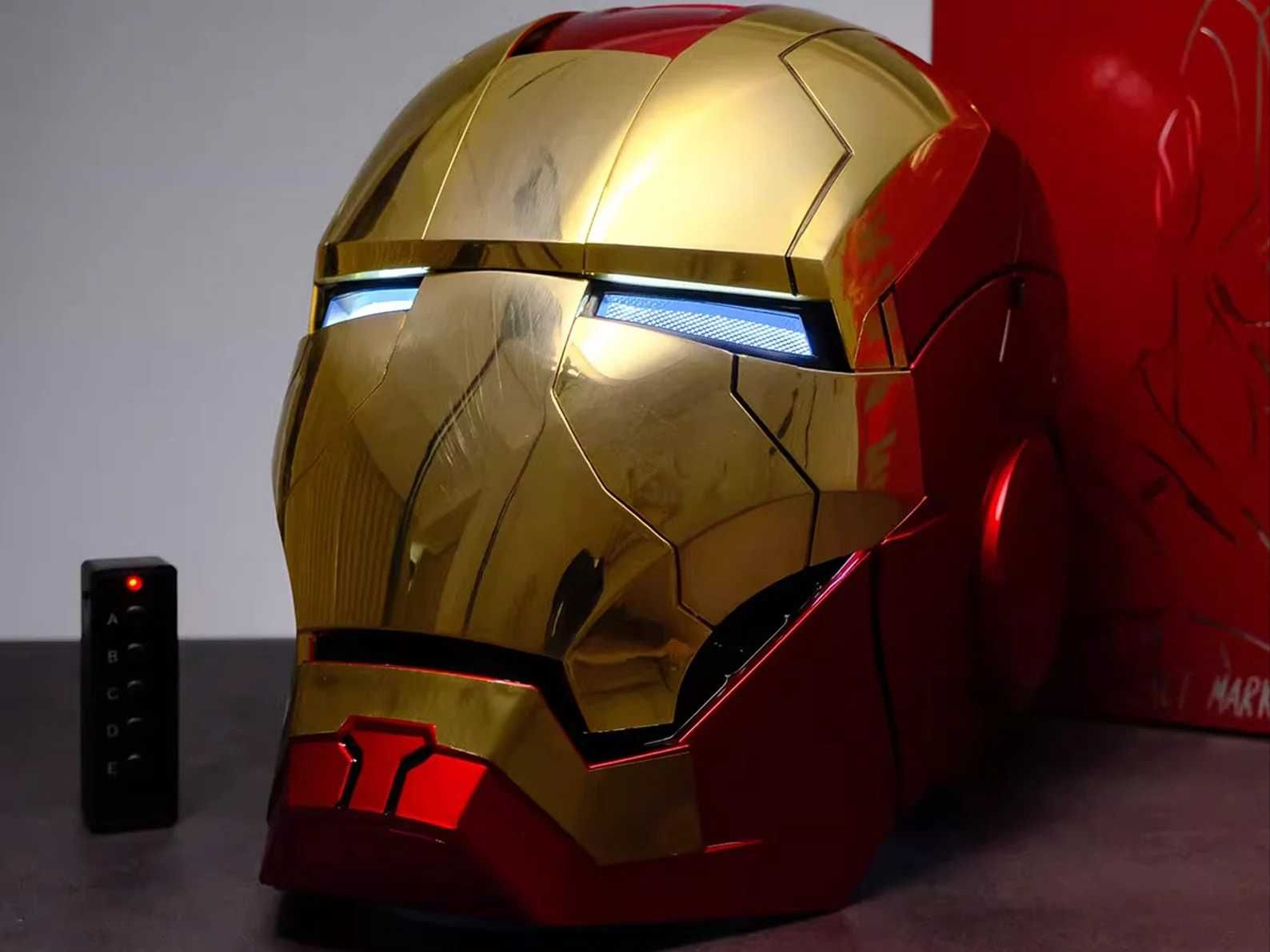 Marvel Моторизирана маска Iron Man с гласова команда Железния човек