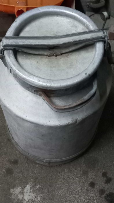 Продам фляги б/у в хорошем состоянии